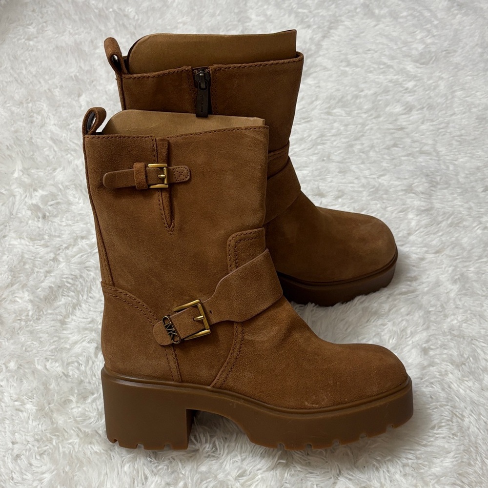 NWOT Michael Michael Kors Perry Suede Platform Booties In Camel Size 8M